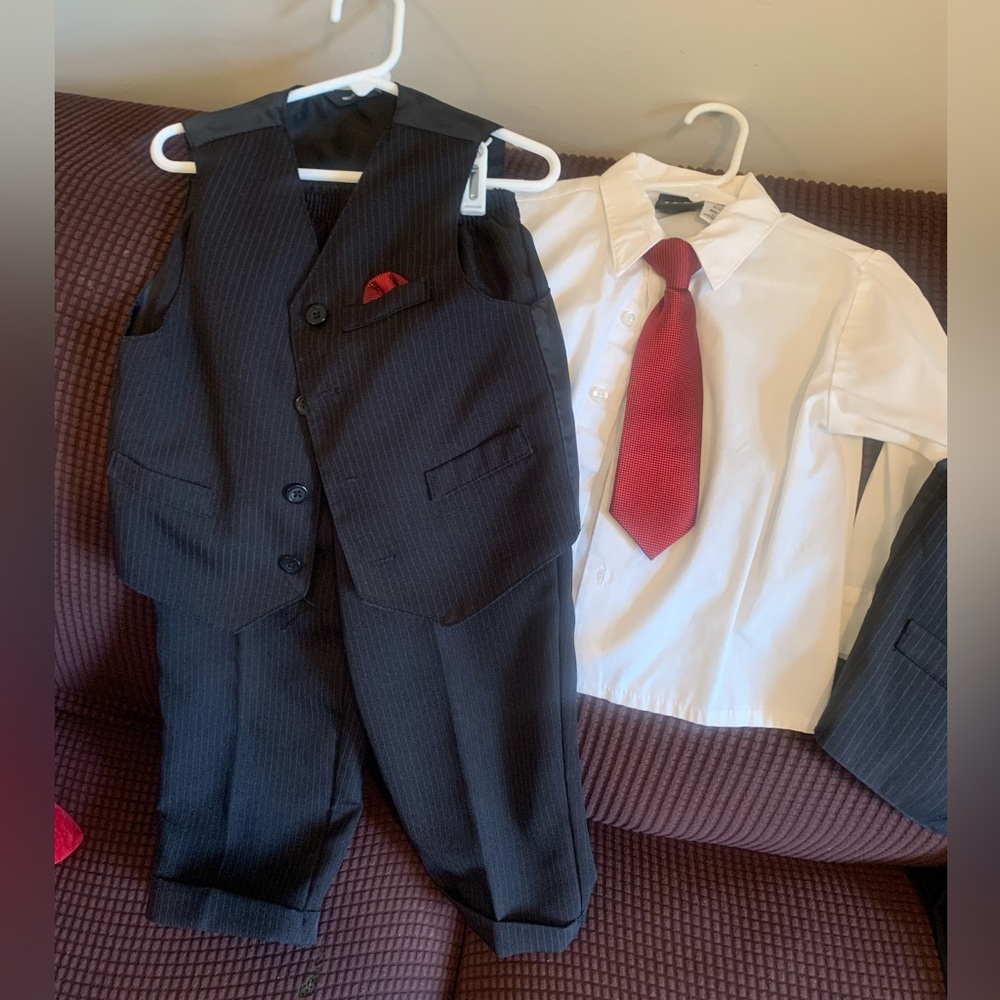 Boys’ dressy vest outfit - size 4T